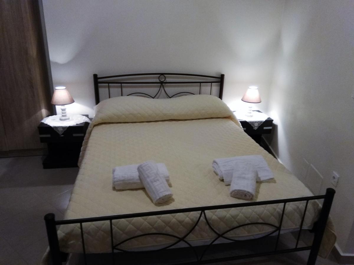 Grandma'S House Apartment Đảo Sými Ngoại thất bức ảnh